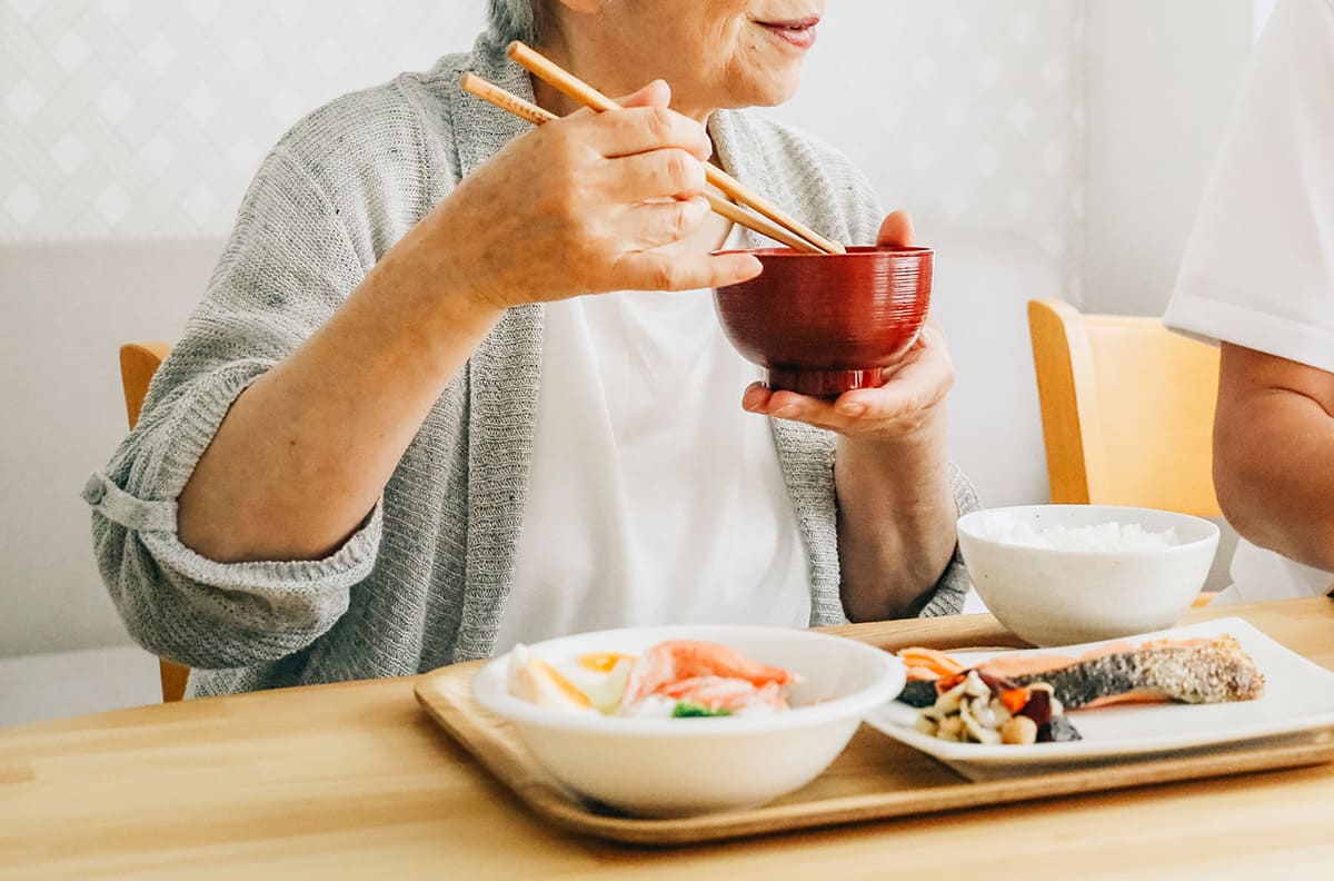 食べやすく、飲み込みやすいやわらかい食事「やわらかダイニング」とは